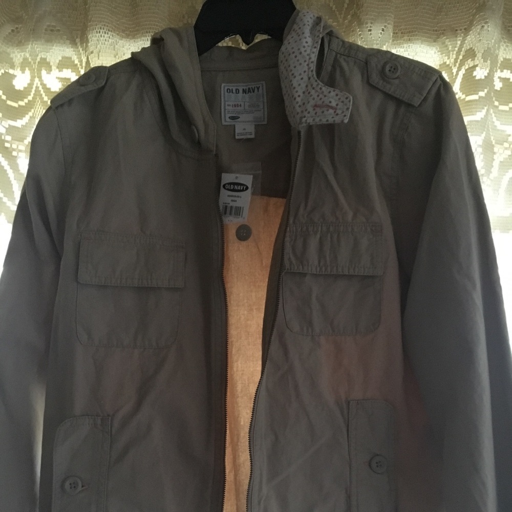 Women’s Light Weight Jacket
